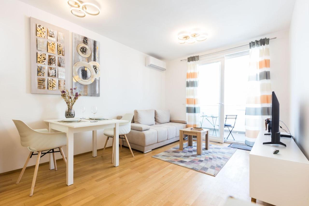Tanja Modern Apartment With Balcony And Parking Garage Ζαντάρ Εξωτερικό φωτογραφία