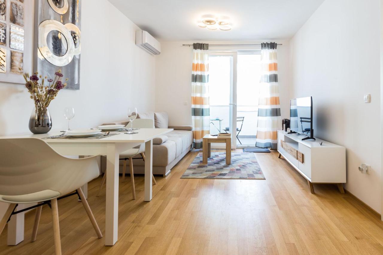 Tanja Modern Apartment With Balcony And Parking Garage Ζαντάρ Εξωτερικό φωτογραφία