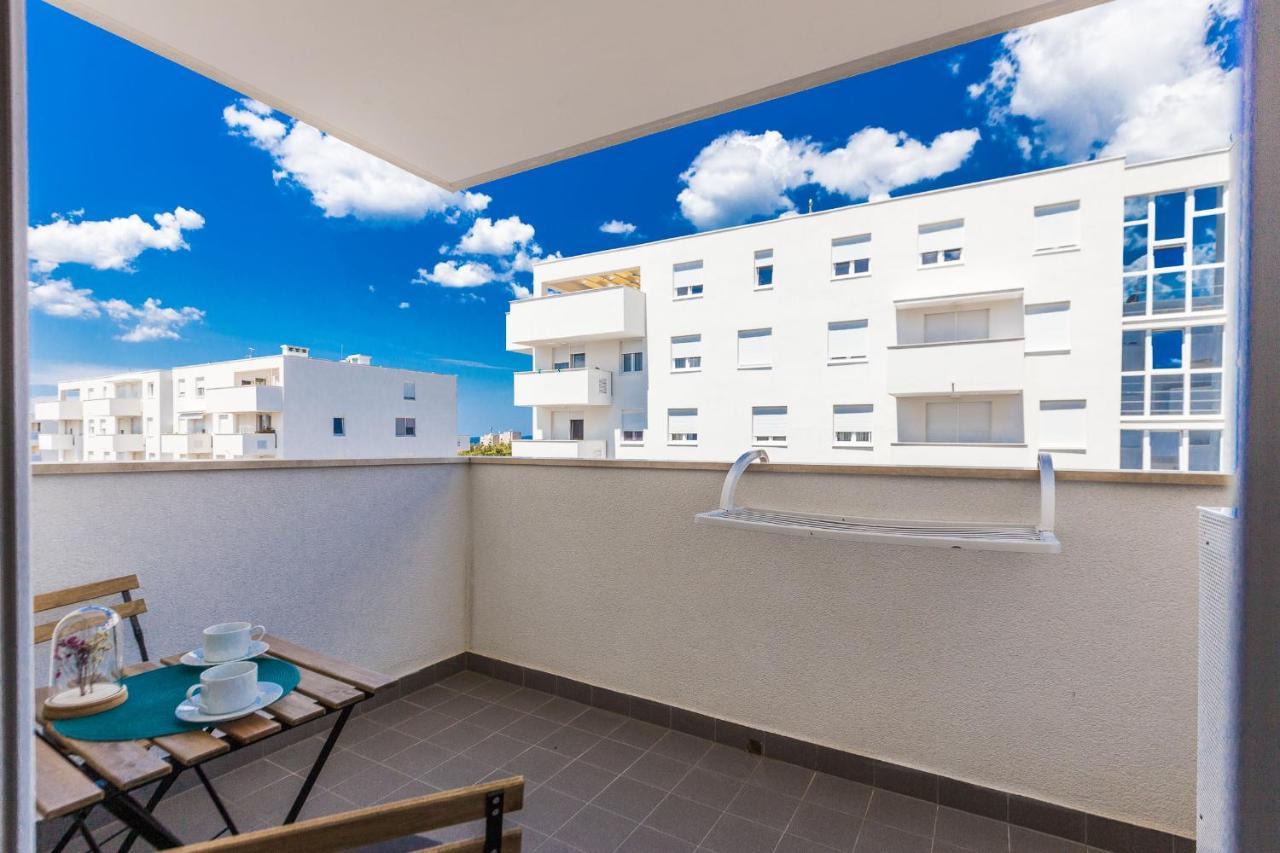 Tanja Modern Apartment With Balcony And Parking Garage Ζαντάρ Εξωτερικό φωτογραφία