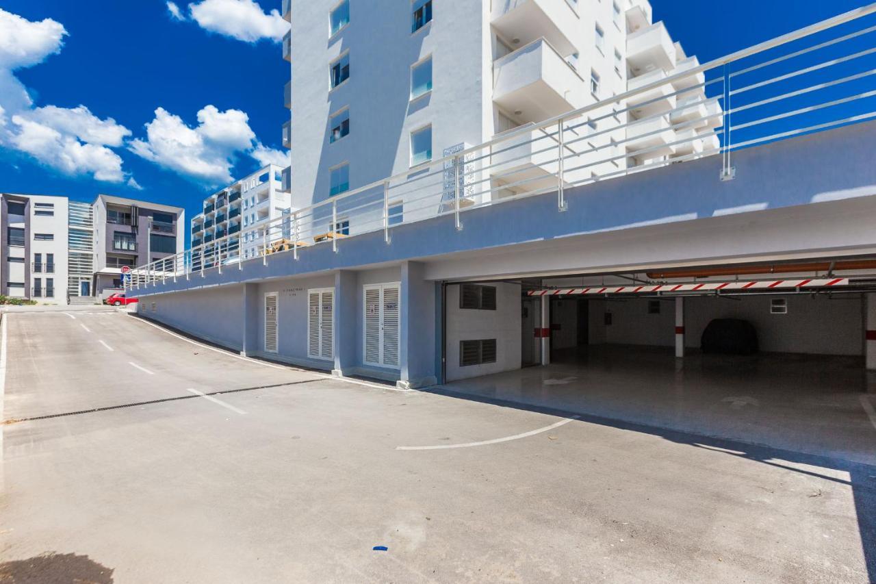 Tanja Modern Apartment With Balcony And Parking Garage Ζαντάρ Εξωτερικό φωτογραφία