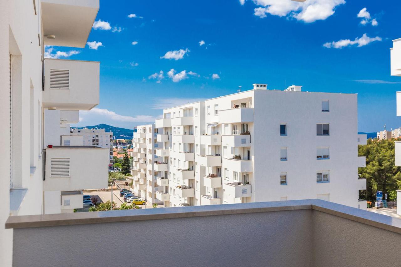 Tanja Modern Apartment With Balcony And Parking Garage Ζαντάρ Εξωτερικό φωτογραφία