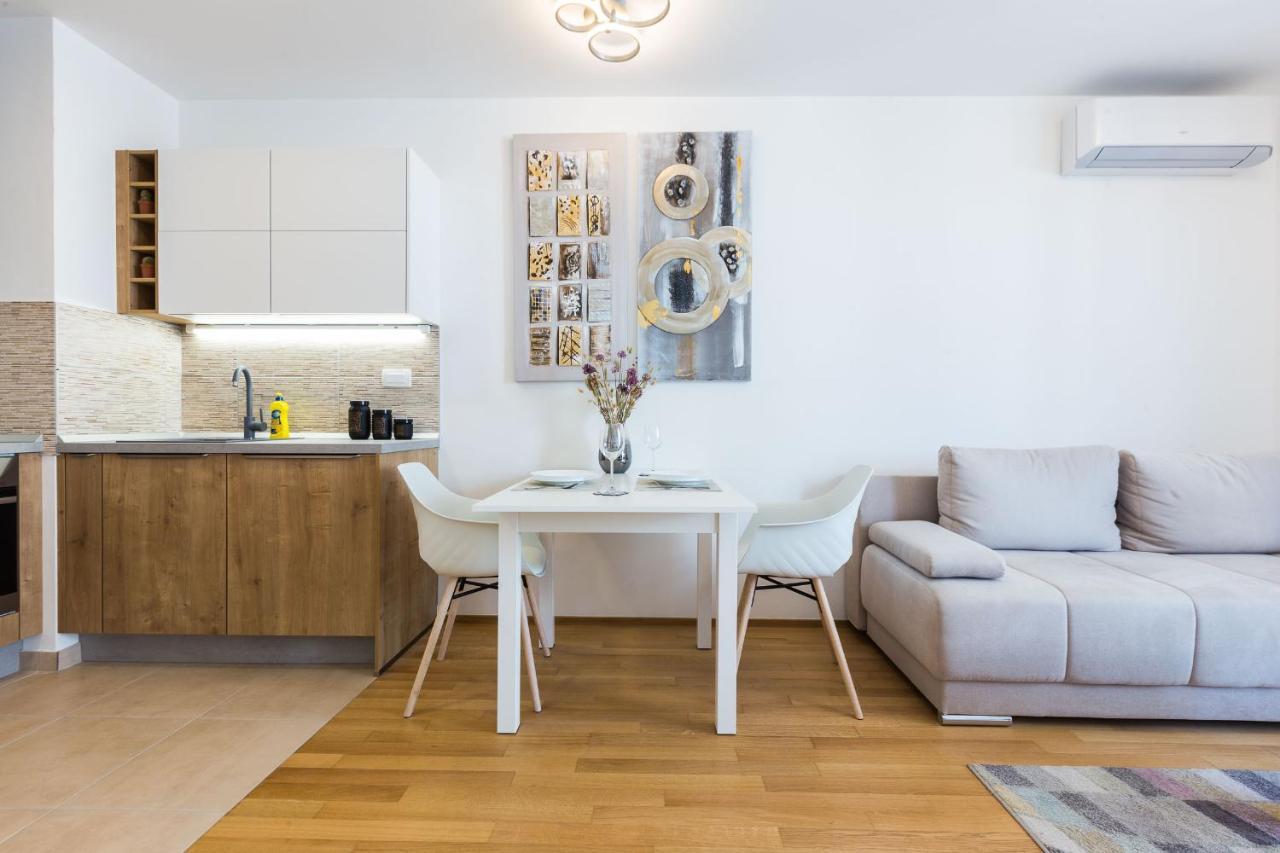 Tanja Modern Apartment With Balcony And Parking Garage Ζαντάρ Εξωτερικό φωτογραφία