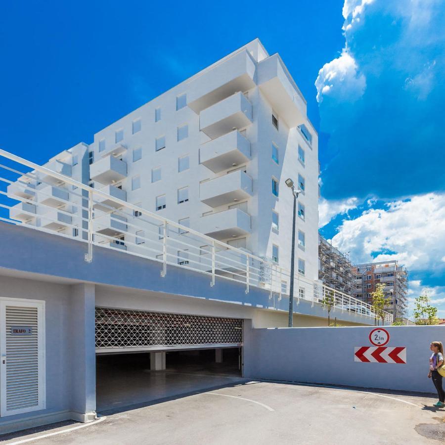 Tanja Modern Apartment With Balcony And Parking Garage Ζαντάρ Εξωτερικό φωτογραφία